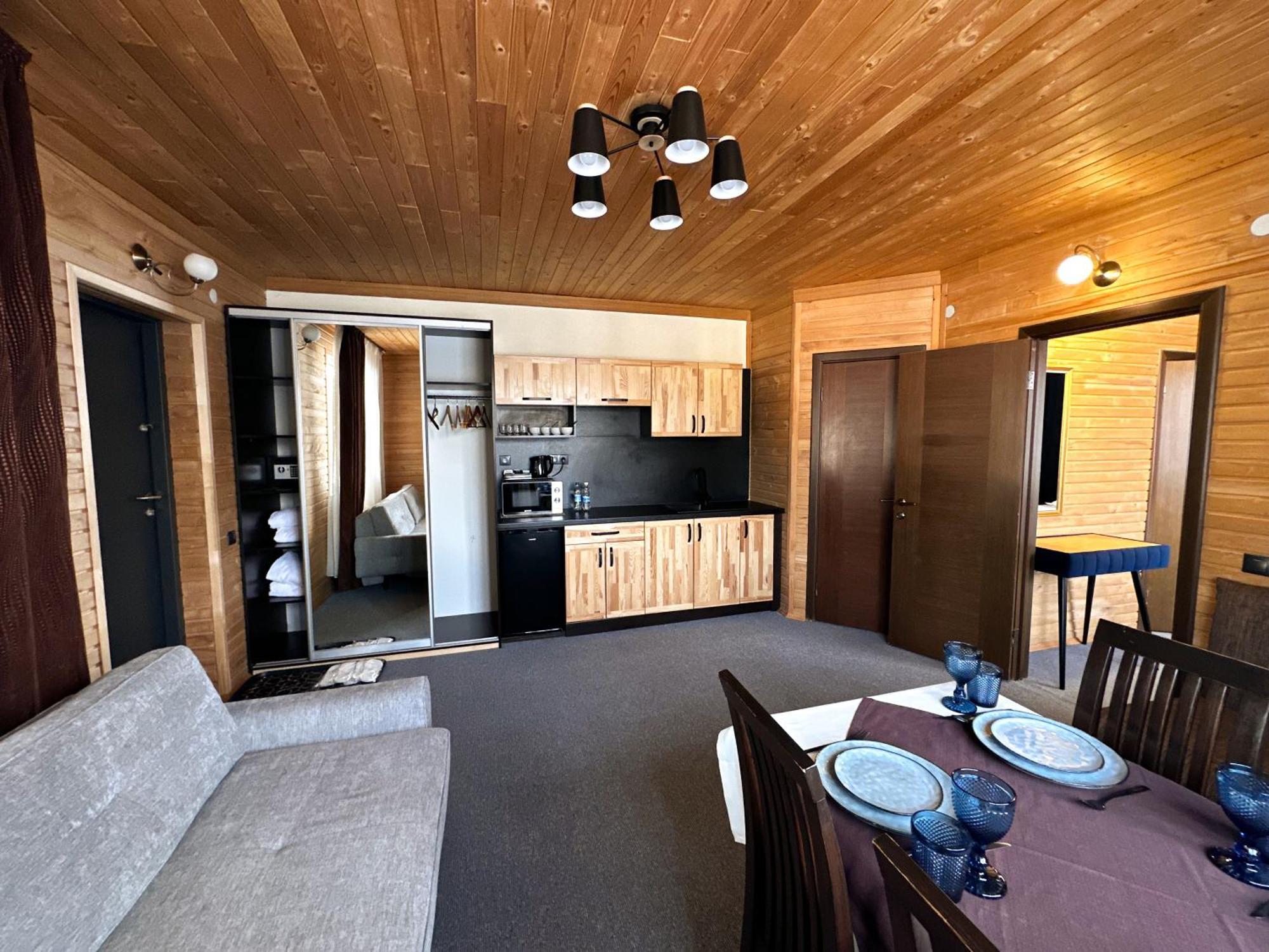 Wellland Hotel Yaremche Dış mekan fotoğraf