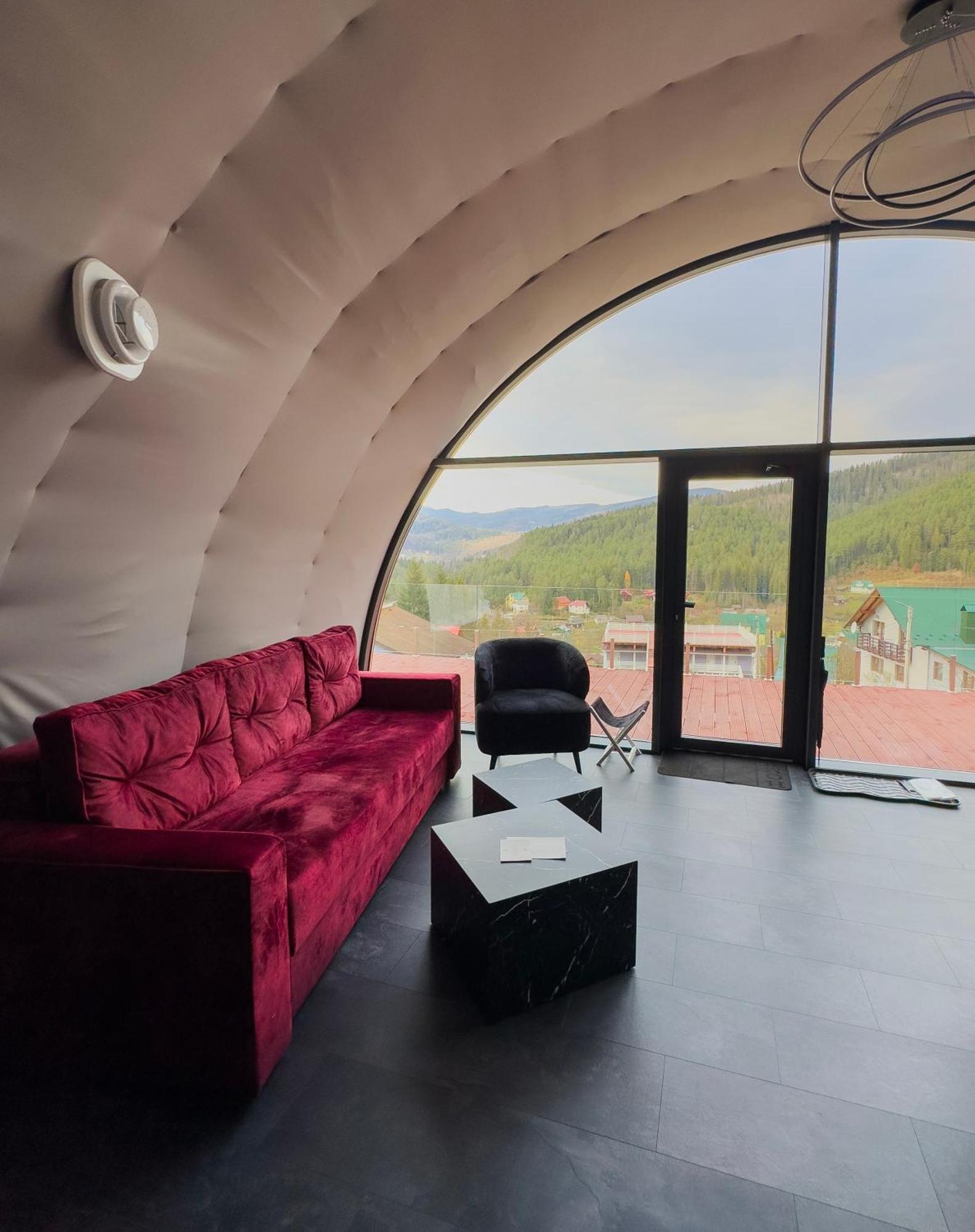 Wellland Hotel Yaremche Dış mekan fotoğraf