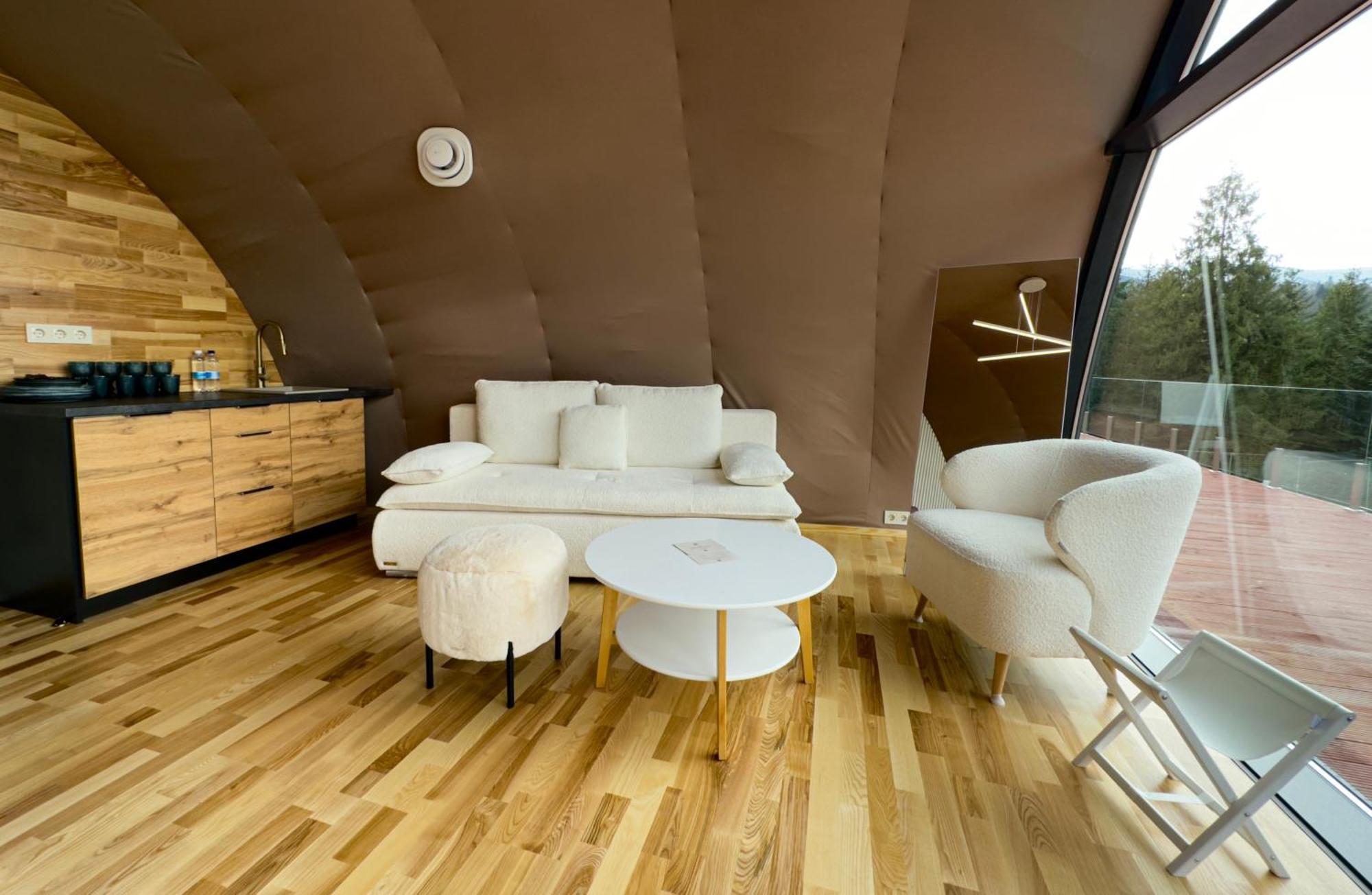 Wellland Hotel Yaremche Dış mekan fotoğraf