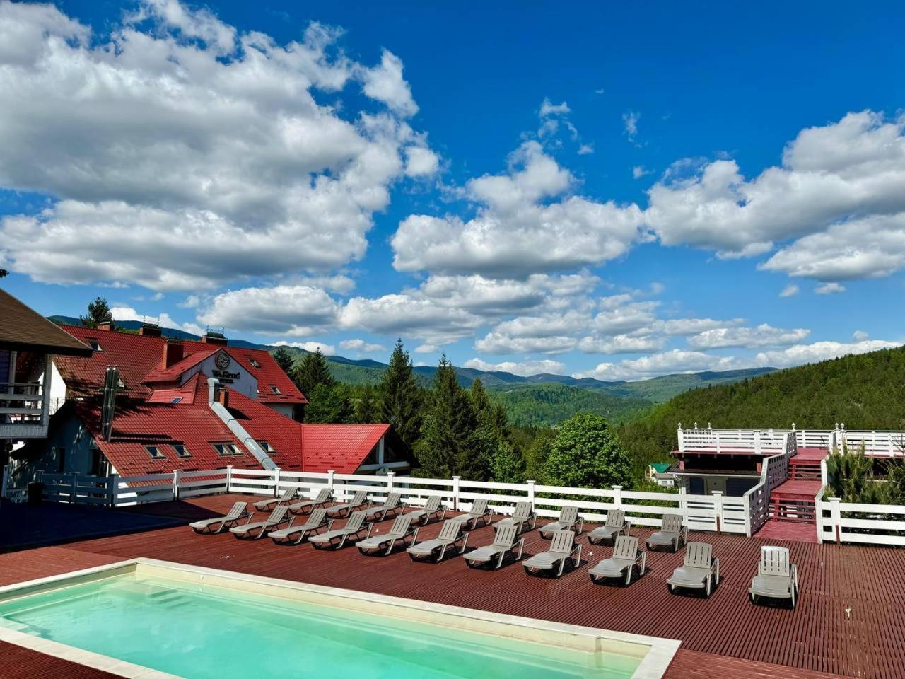 Wellland Hotel Yaremche Dış mekan fotoğraf